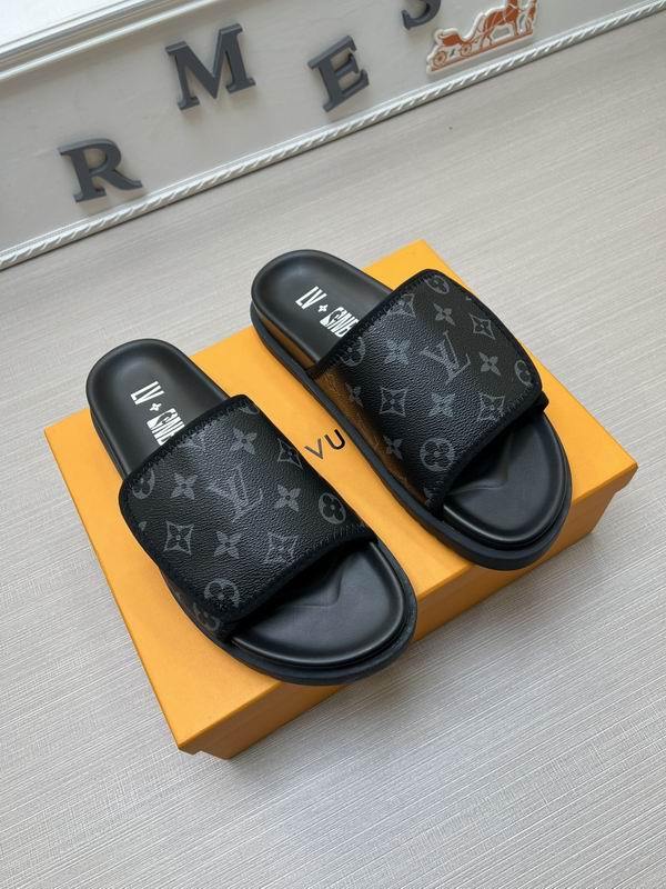 LV Men's Slippers 522